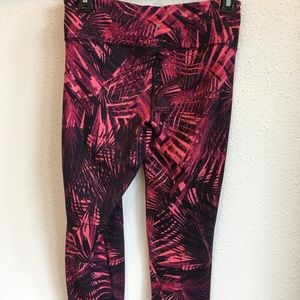Old navy cropped leggings